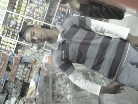 l� c dans une patisserie chez hassan....